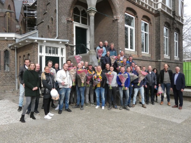 web.NCE_Diploma-uitreiking_Restauratie_Leidekker_Loodgieter_maart_2022 - RenovatieTotaal De kersverse restauratieleidekkers en -loodgieters