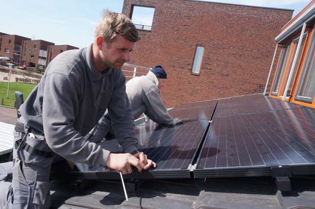 Installatie zonnepanelen