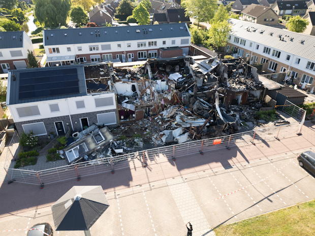Ravage na brand verduurzaamde woningen