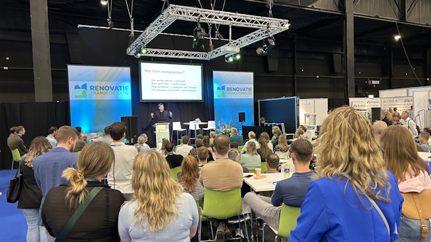 Presentatie op de beurs