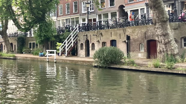 Historische werfkelders langs een Utrechtse binnengracht